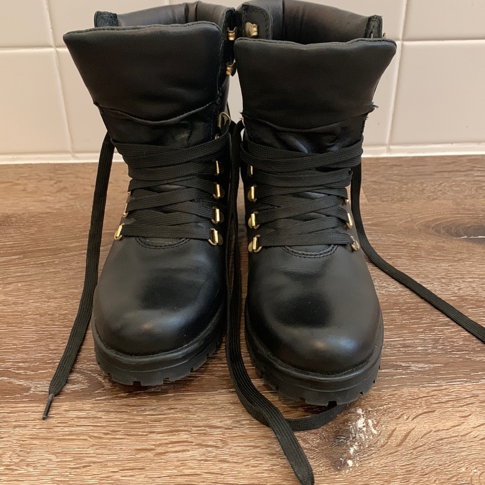 Steve Madden black combat boots size 8.5